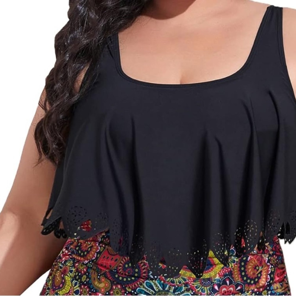 Mooncore Black Ruffle Bikini Top  Women's size L